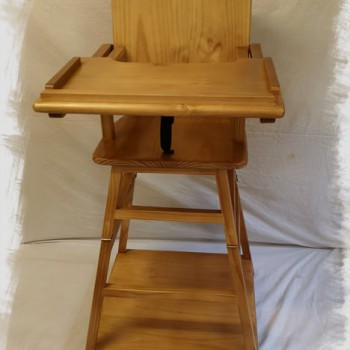 solid wood convertible feeding chair and table