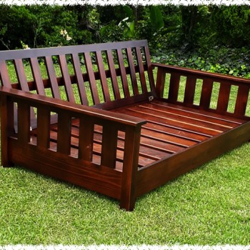 Stained saligna day bed