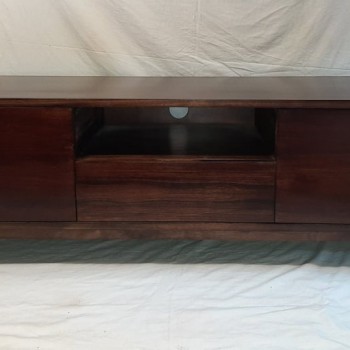 Modern TV cabinet unit push to open drawers